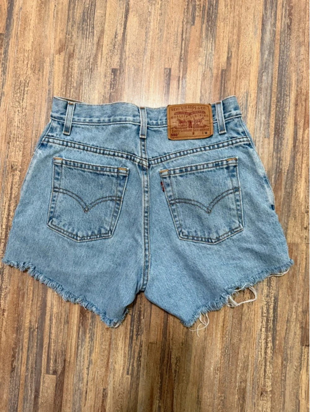 Levi’s 550 shorts size 6